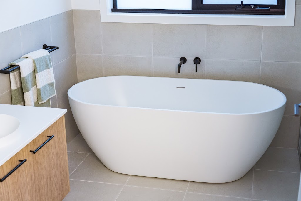Lane Housing Co Bendigo Display Home | 8 Imagine Dr, Strathfieldsaye VIC 3551, Australia | Phone: (03) 5406 9090