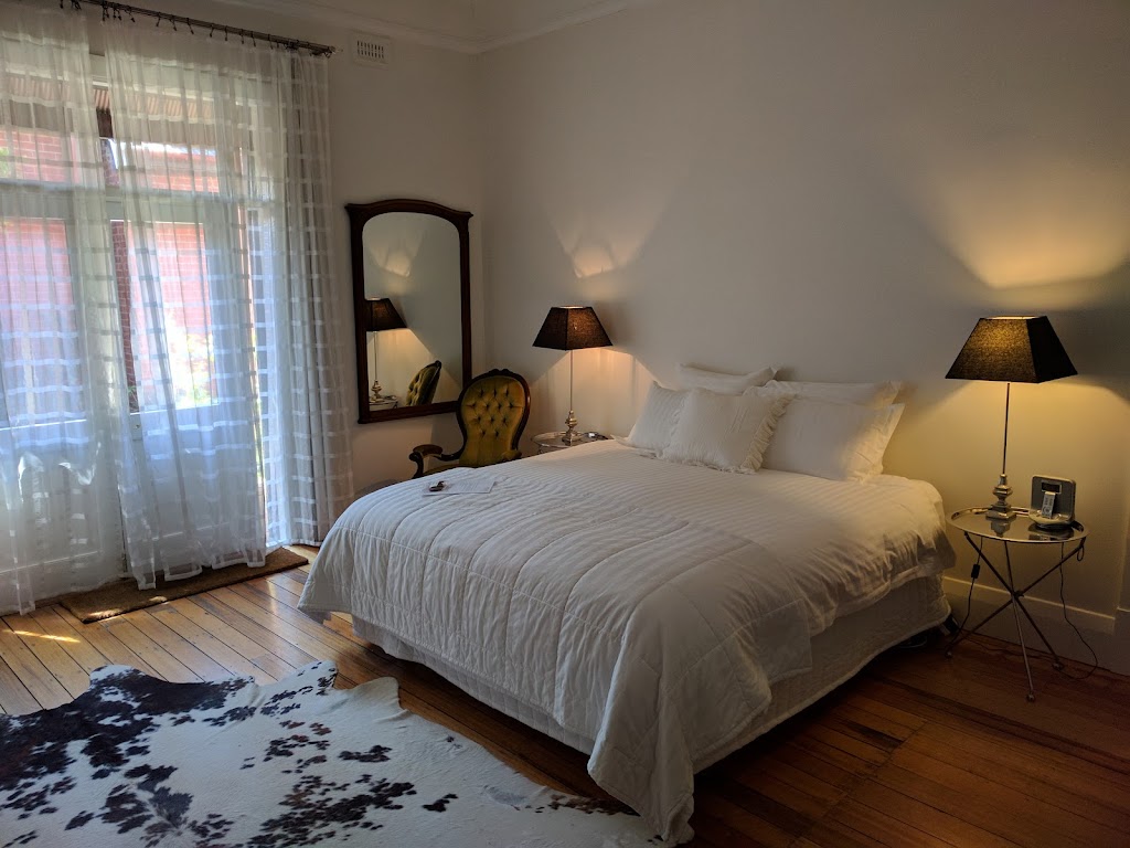 Mollisons | 116-118 Mollison St, Kyneton VIC 3444, Australia | Phone: 0419 001 518