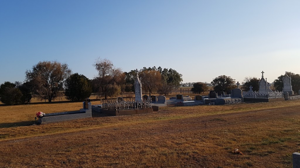 Pannoo-bamawm (Pine Grove) Cemetery | cemetery | OBrien Road, Pine Grove VIC 3573, Australia