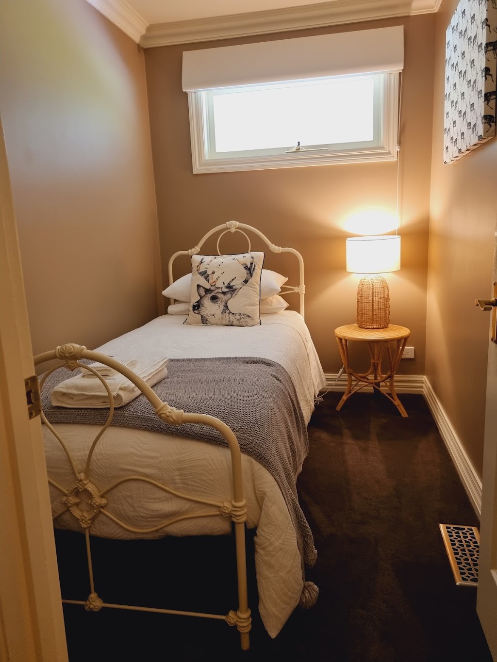 Noonan House Woodend | Noonan Grove, Woodend VIC 3442, Australia | Phone: 0412 709 553