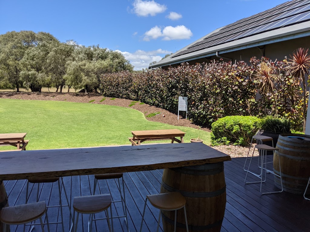 Flametree Wines | tourist attraction | 7 Chain Ave, Dunsborough WA 6281, Australia | 0897568577 OR +61 8 9756 8577