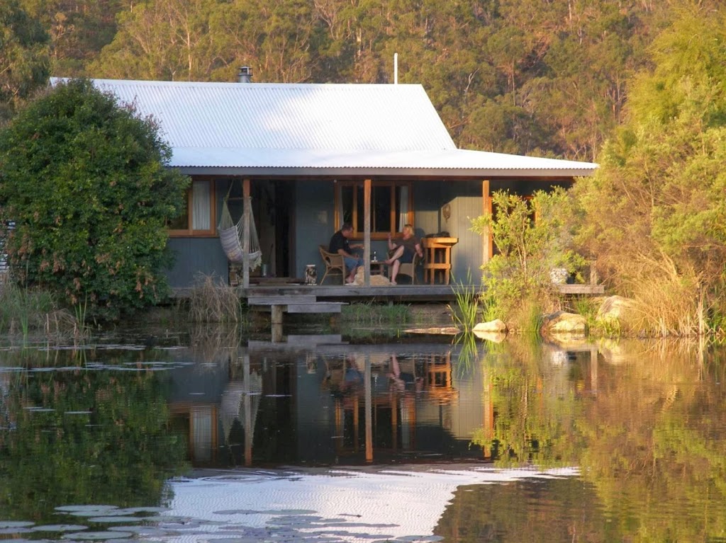 Barney Creek Vineyard Cottages | lodging | 198 Seidenspinner Rd, Mount Barney QLD 4287, Australia | 0755443285 OR +61 7 5544 3285