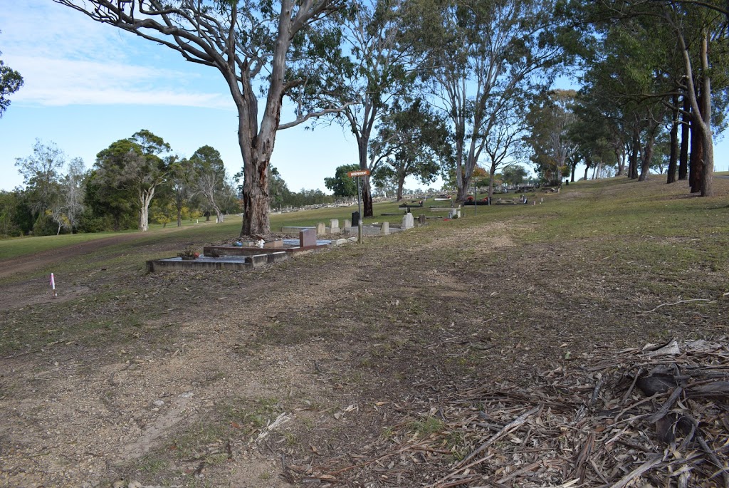 Dawson River Cemetery | cemetery | Dawson Cemetery Rd, Cundletown NSW 2430, Australia | 0265925399 OR +61 2 6592 5399