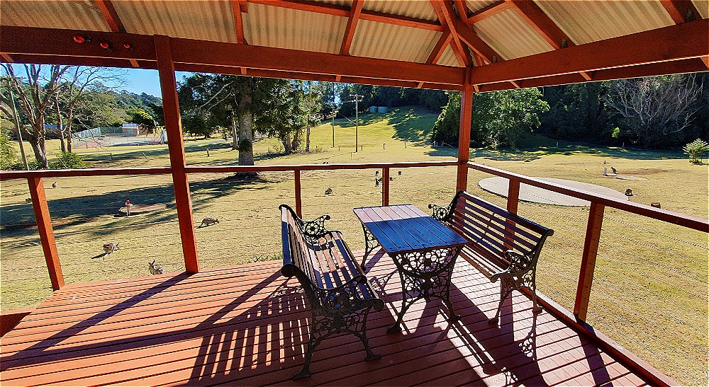 Wallaby Fiesta - Holiday Home | 7 Firefly Drive, Bunya Mountains QLD 4405, Australia | Phone: (07) 4668 3126