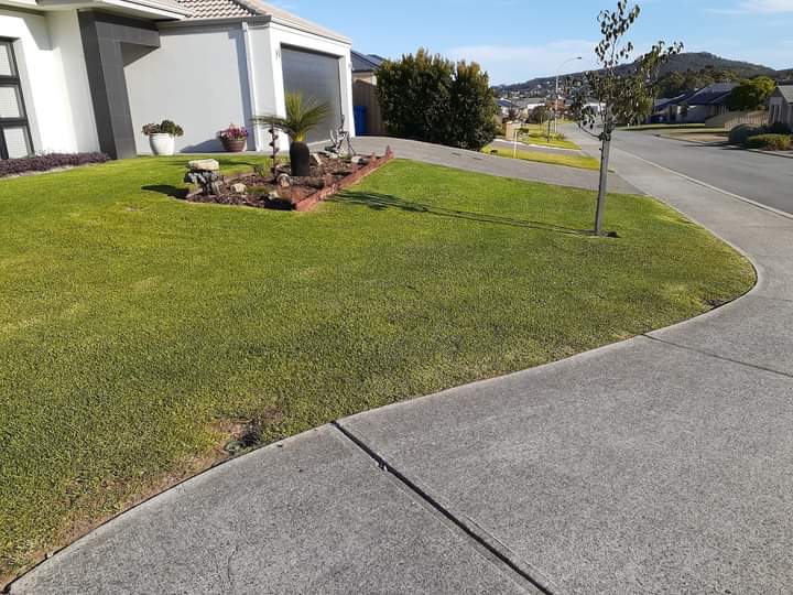 Albany Lawn Mowing | 15 Marine Terrace, Little Grove WA 6330, Australia | Phone: 0402 189 688