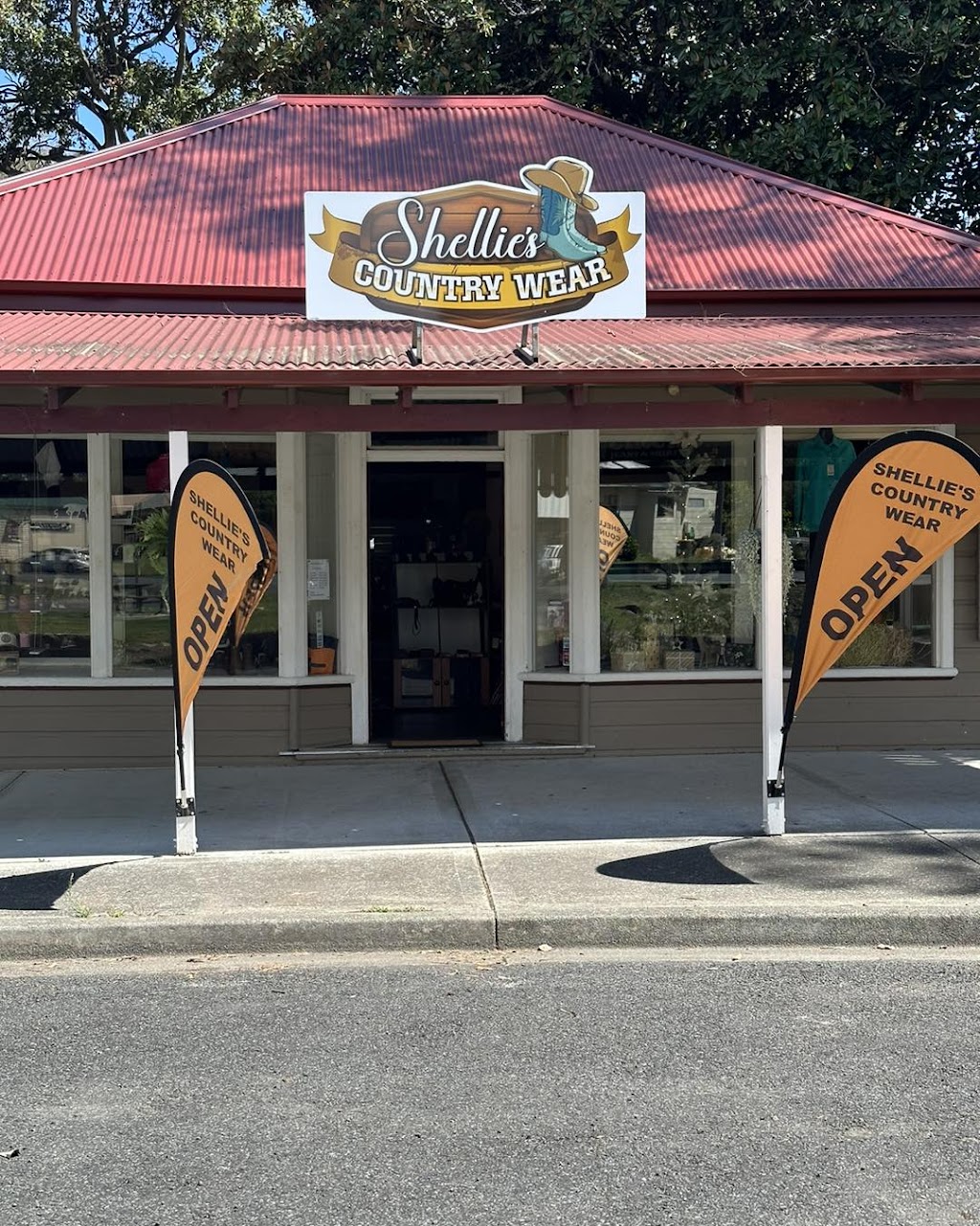 Shellies Country Wear | 7 Nabiac St, Nabiac NSW 2312, Australia | Phone: 0407 481 918