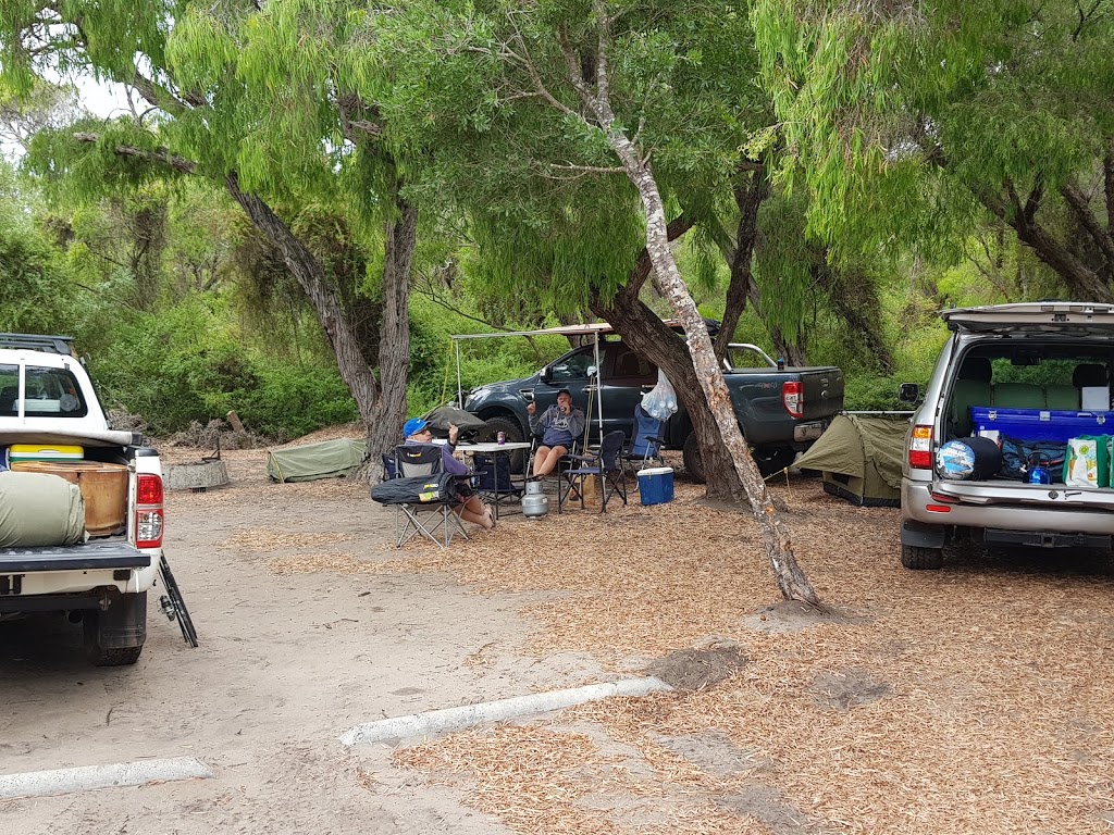 Humpback Hollows Campsite | Lake Jasper WA 6260, Australia