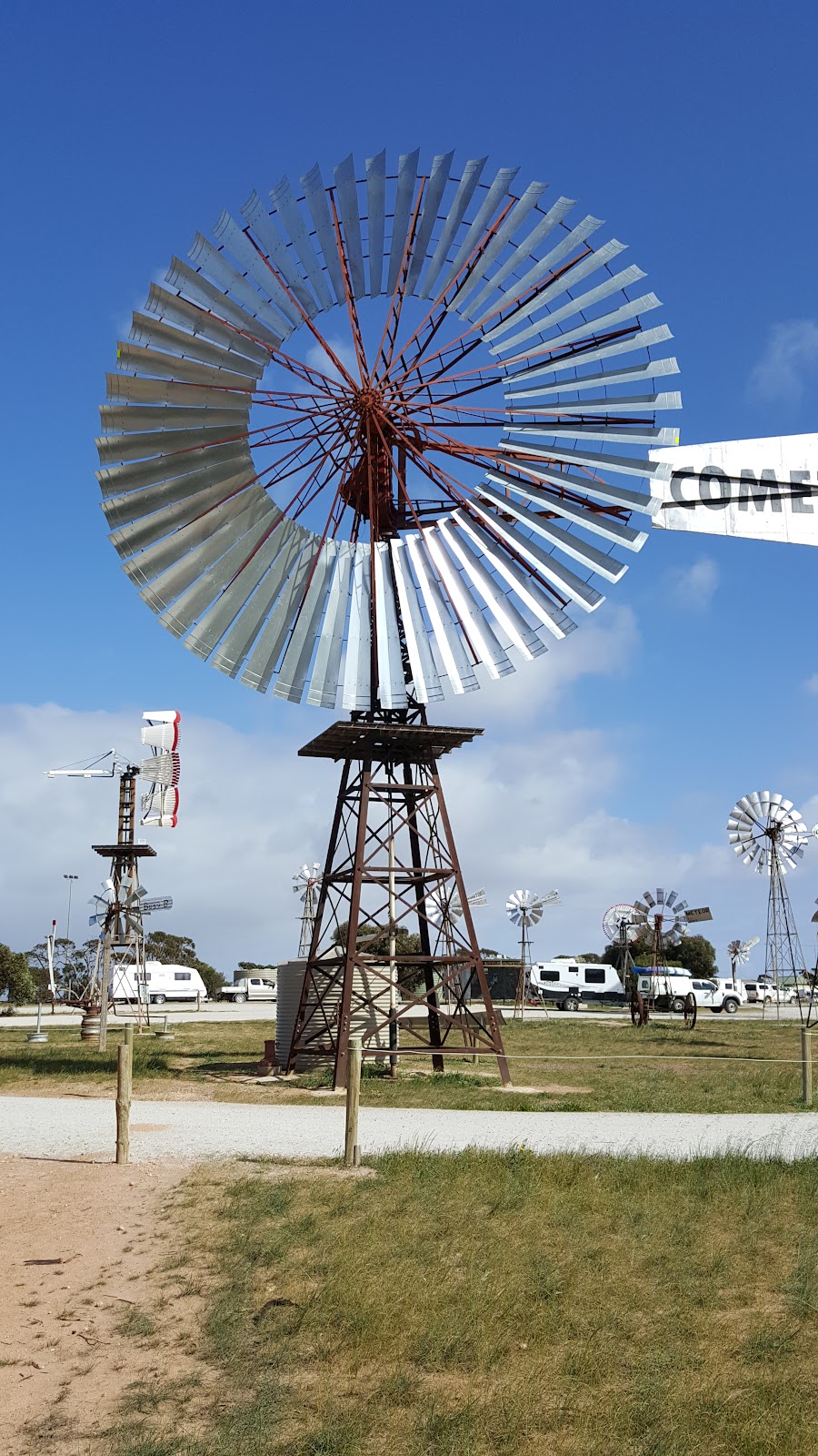 Penong Hotel | Eyre Hwy, Penong SA 5690, Australia | Phone: (08) 8625 1050