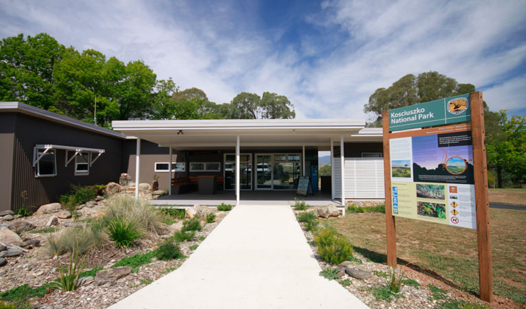 Khancoban Visitor Centre | travel agency | 2 Scammel St, Khancoban NSW 2642, Australia | 0260708400 OR +61 2 6070 8400