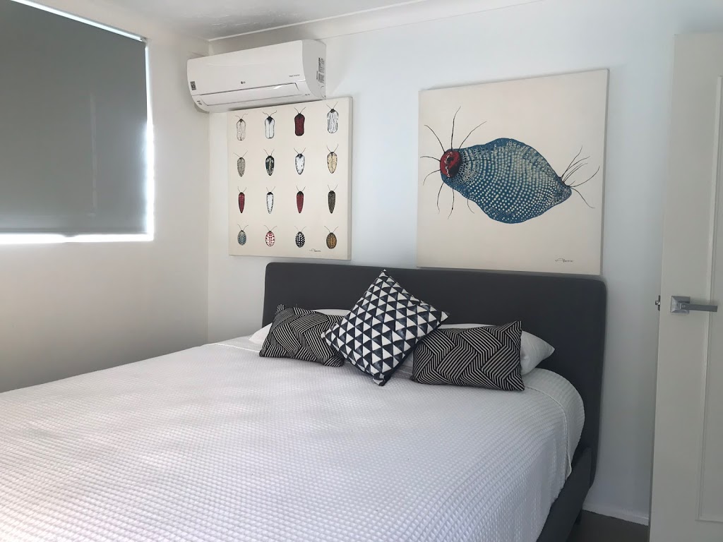 Surfers Paradise Sojourn | lodging | 239 Stanhill Dr, Surfers Paradise QLD 4217, Australia | 0412870556 OR +61 412 870 556