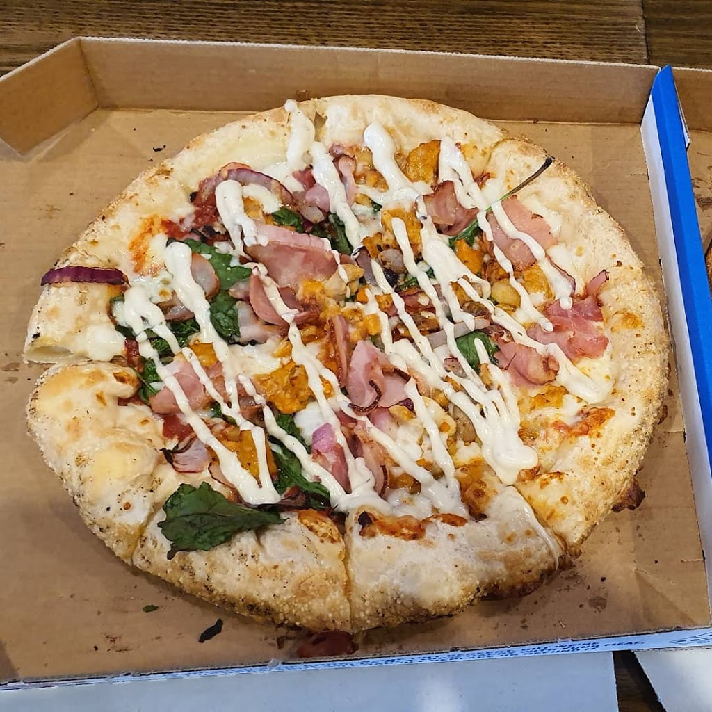 Dominos Pizza Stanthorpe | 19 Davadi St, Stanthorpe QLD 4380, Australia | Phone: (07) 4681 8220