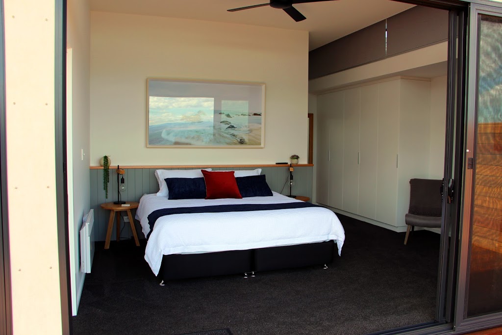 Freycinet Coastal Retreat | lodging | 29 Oyster Bay Ct, Coles Bay TAS 7215, Australia | 0362570119 OR +61 3 6257 0119