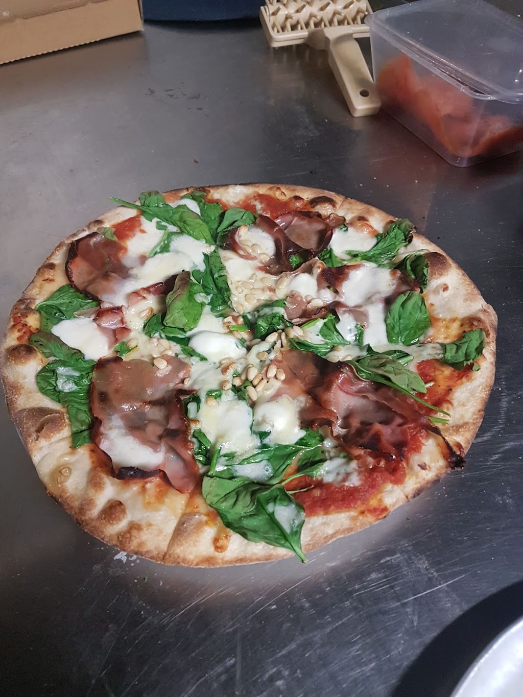 La Q Woodfired Pizza & Restaurant | meal delivery | 223 High St, Kew VIC 3101, Australia | 0398550233 OR +61 3 9855 0233