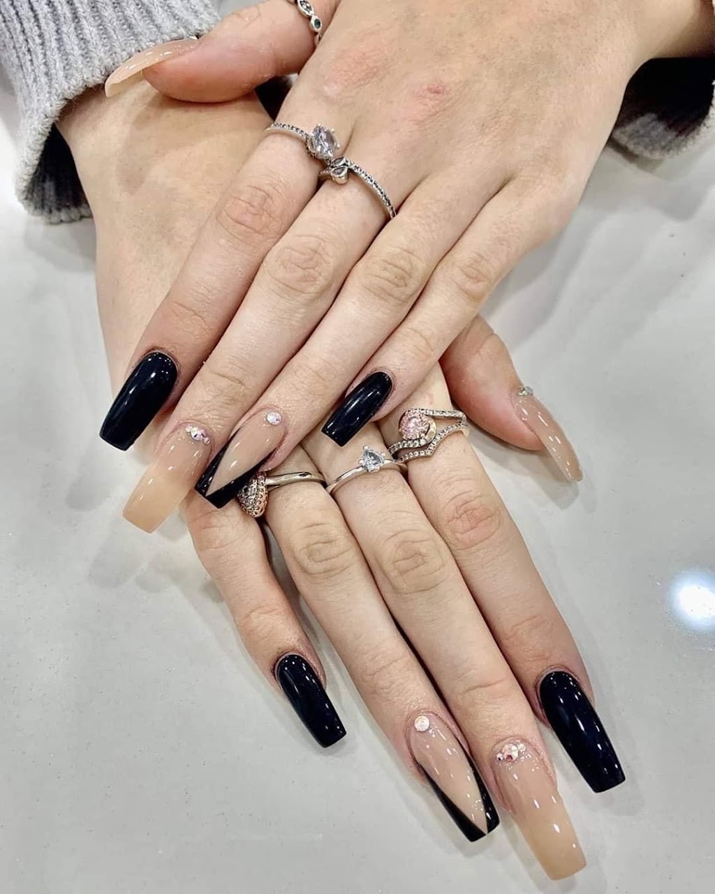 Venus Nails - Mount Annan | Shop L37/11-13 Main St, Mount Annan NSW 2567, Australia | Phone: (02) 4647 8933