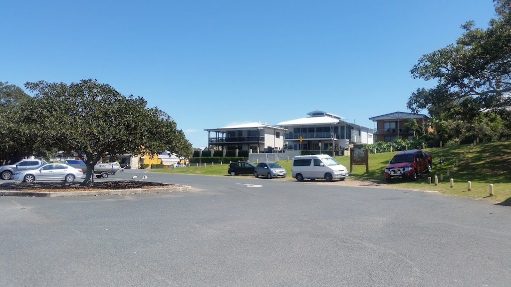 Sandgate Golf Club |  | Allpass Parade, Shorncliffe QLD 4017, Australia | 0732693252 OR +61 7 3269 3252