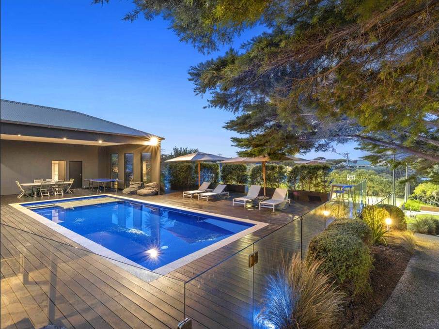 Ohana Luxury Resort-Style Retreat | 52 Royadie Rd, Blairgowrie VIC 3942, Australia | Phone: 0419 556 982