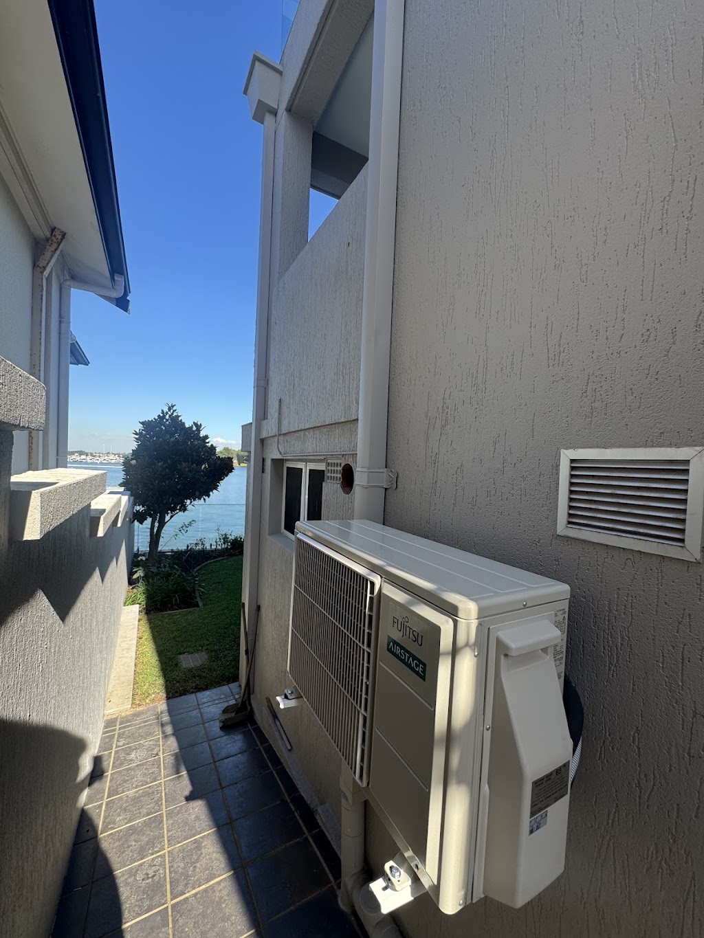 Mclean Air | 5 Howden St, Holsworthy NSW 2173, Australia | Phone: 0407 199 125