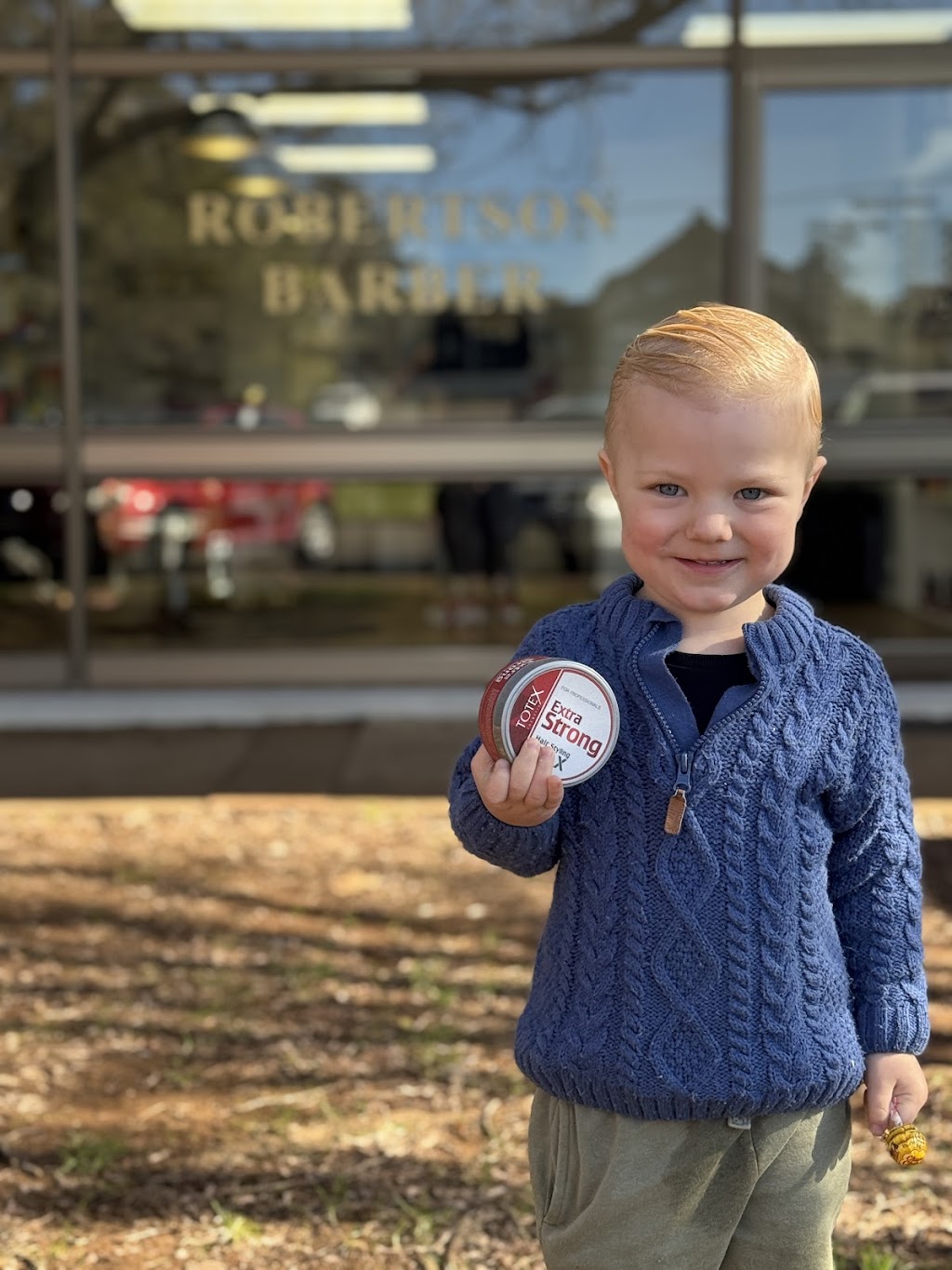 Robertson Barber | ‏Shop 3/79-81 Hoddle St, Robertson NSW 2577, Australia | Phone: 0411 897 772