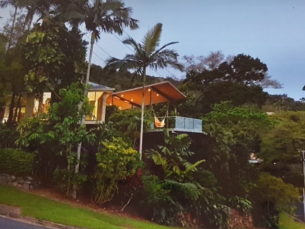 Highview Holiday House | lodging | 1 Price Cl, Edge Hill QLD 4870, Australia