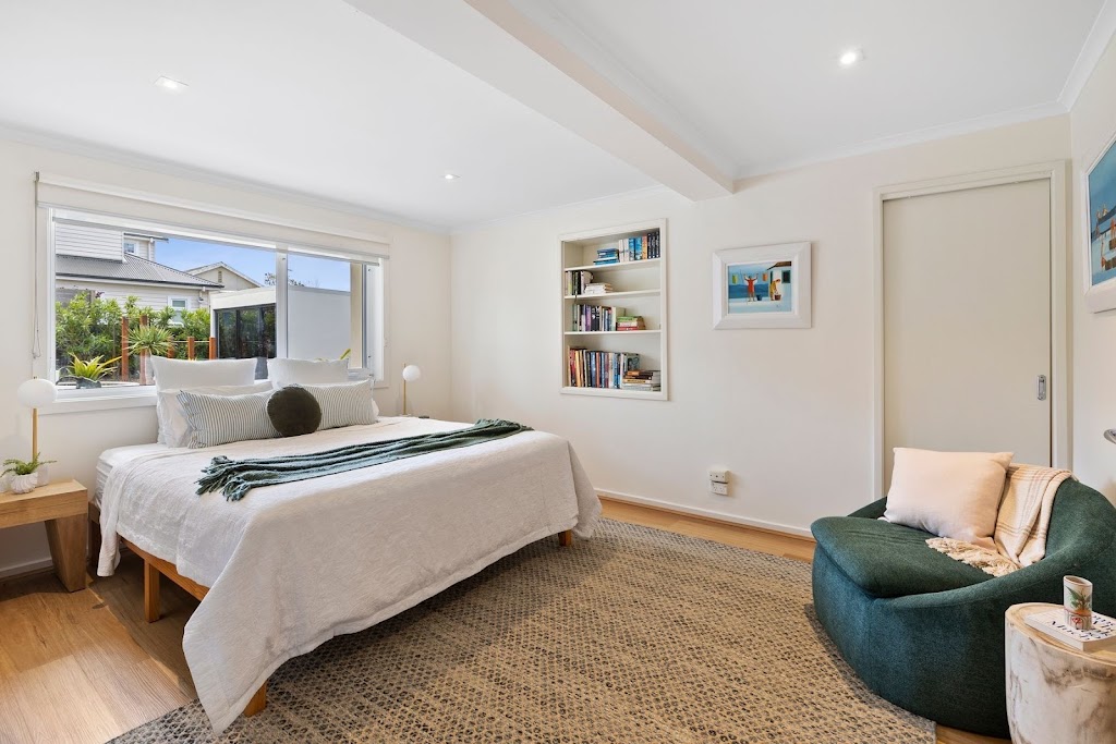 Luxury Retreat Torquay - Ocean View | 2 Central Ave, Torquay VIC 3228, Australia | Phone: 0403 143 171