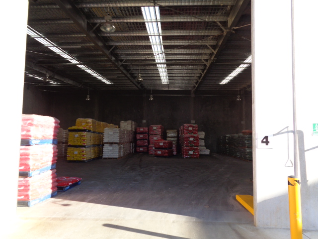 Roll On Logistics | storage | 16 Reihill Rd, Maddington WA 6109, Australia | 0894592381 OR +61 8 9459 2381