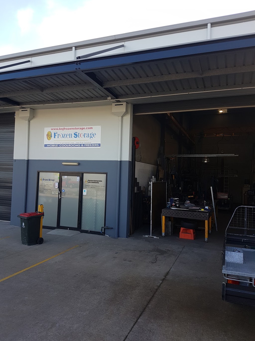K & J Frozen Storage | storage | 16 Spit Island Cl, Mayfield West NSW 2304, Australia | 0403180373 OR +61 403 180 373