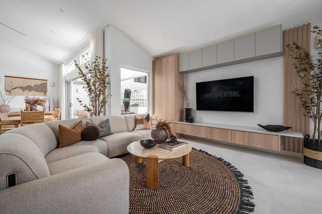Wisdom Homes - HomeWorld Oran Park | 33 Christie St, Oran Park NSW 2570, Australia | Phone: 1300 855 775