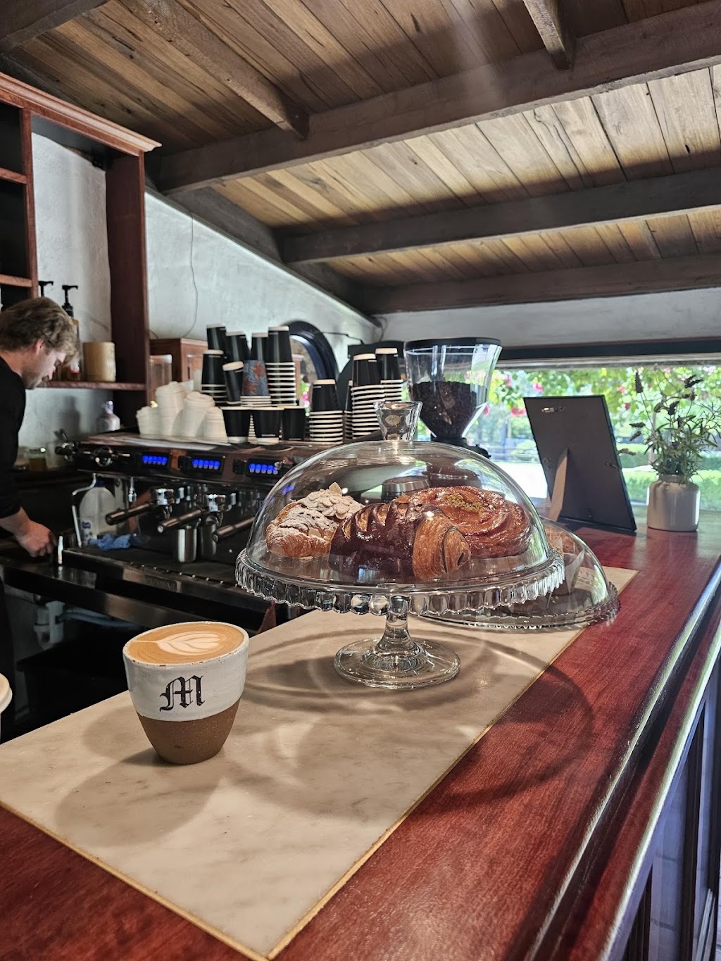 The Meeting Pool Café | 7 Hillcrest Ave, Eltham VIC 3095, Australia | Phone: (03) 9439 7712
