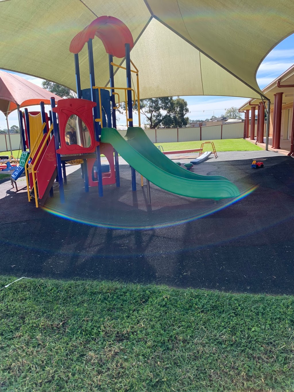 Clementson Drive Early Educational Centre | school | 182 Clementson Dr, Rossmore NSW 2557, Australia | 0296069241 OR +61 2 9606 9241
