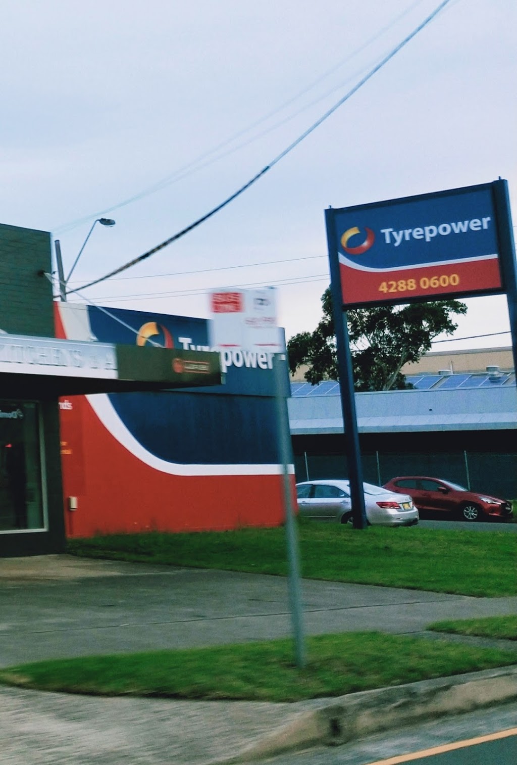 Tyrepower Fairy Meadow | car repair | 484 Princes Hwy, Towradgi NSW 2518, Australia | 0242880600 OR +61 2 4288 0600