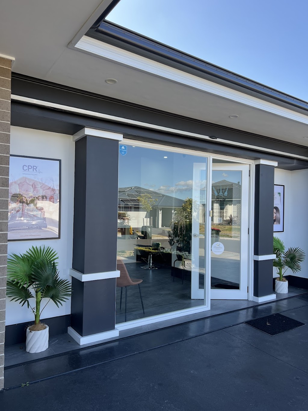 Dee’s Hair Studio | 28 Abidi St, Spring Farm NSW 2570, Australia | Phone: 0433 901 477 Dee’s Hair Studio | 28 Abidi St, Spring Farm NSW 2570, Australia | Phone: 0433 901 477