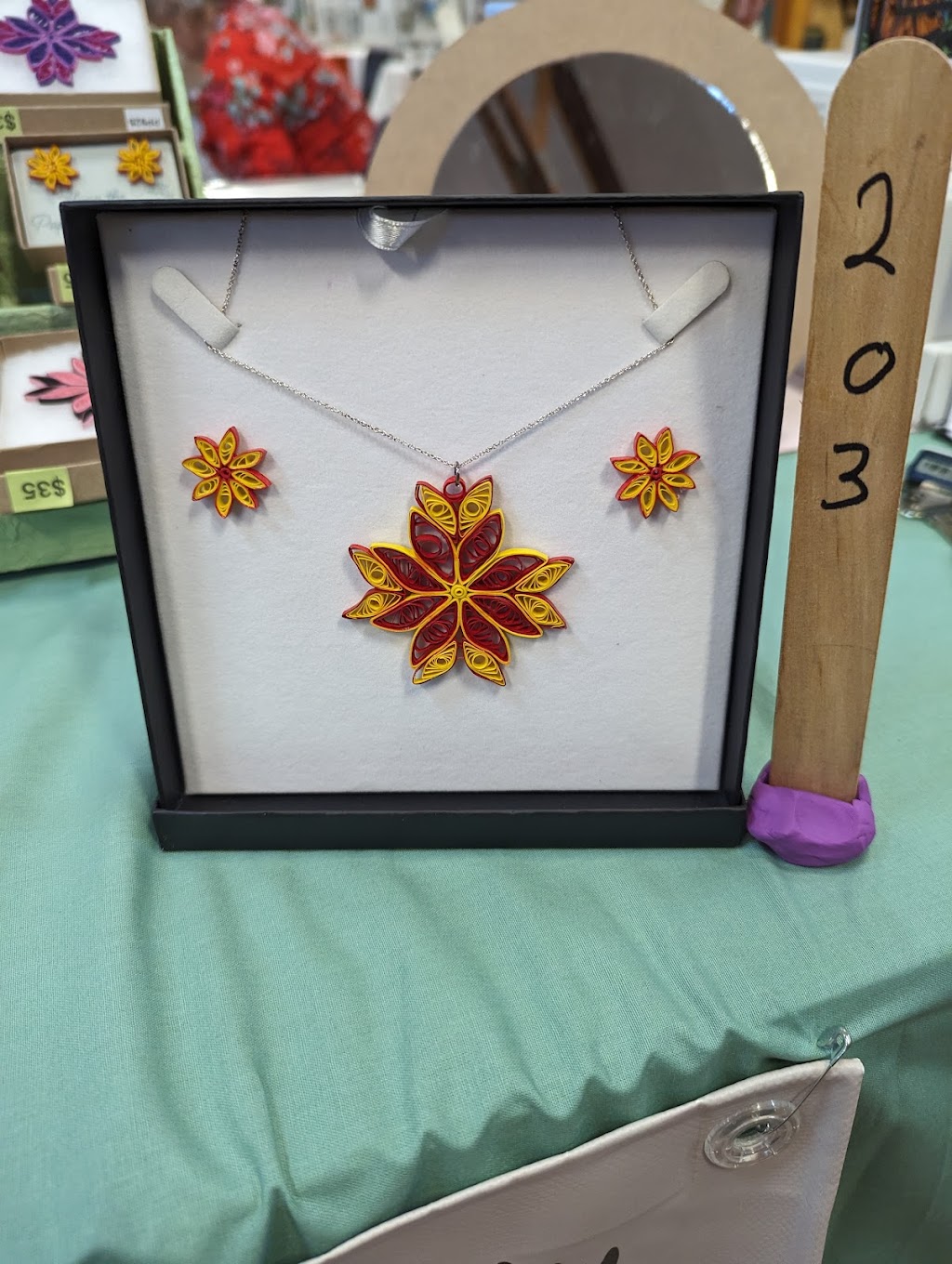 Flynn the Paper Shaper | 24 Barringum Cl, Medowie NSW 2318, Australia | Phone: 0422 045 036