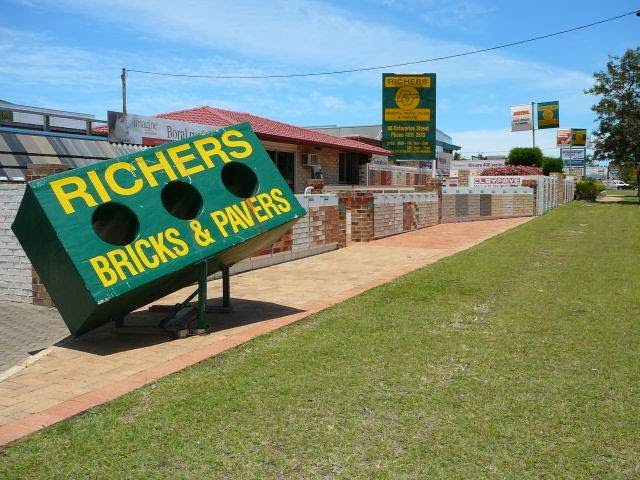 Richers Bricks & Pavers | store | 86 Enterprise St, Bundaberg Central QLD 4670, Australia | 0741513513 OR +61 7 4151 3513