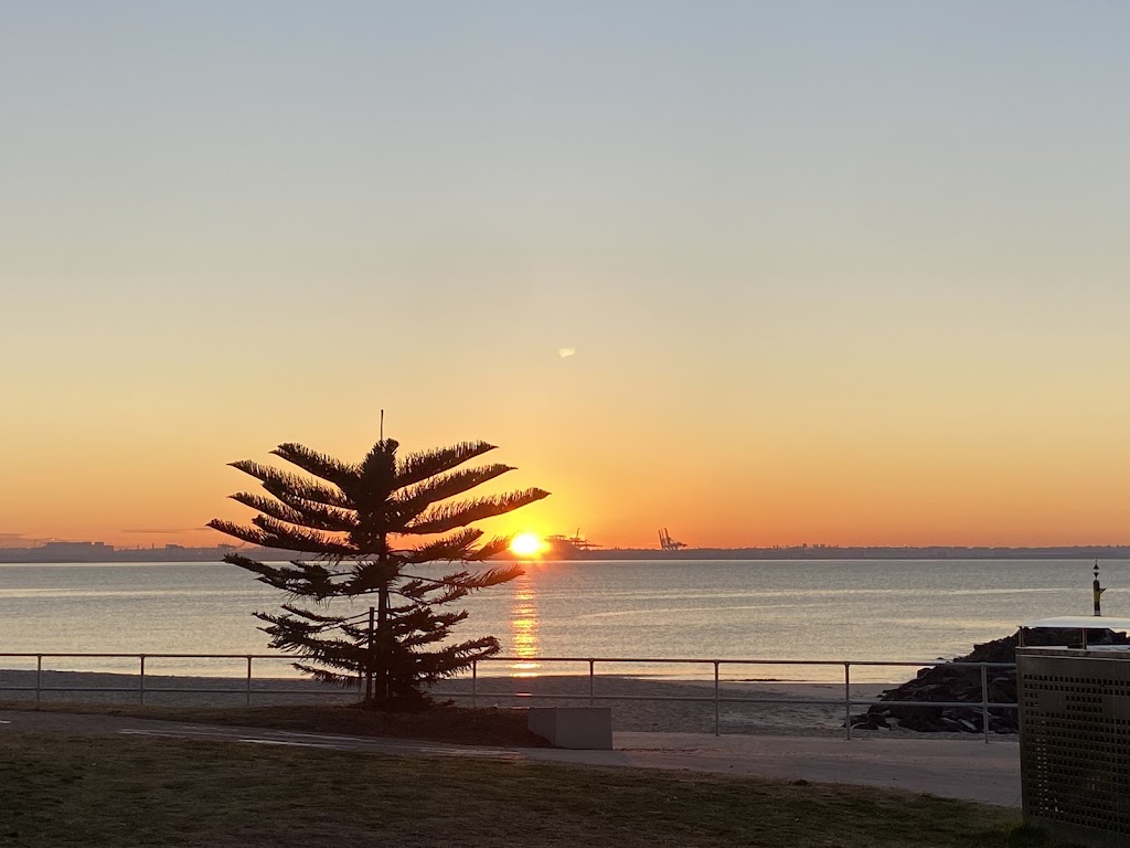 Healthy Sydney | Cook Park, Grand Parade Fitness Station #3, Sans Souci NSW 2217, Australia | Phone: 0437 703 644