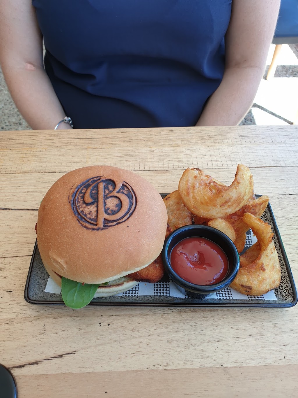 Brooklyn’s Burger Bar Espresso | restaurant | Chancellors Dr, Thrumster NSW 2444, Australia | 0255900399 OR +61 2 5590 0399