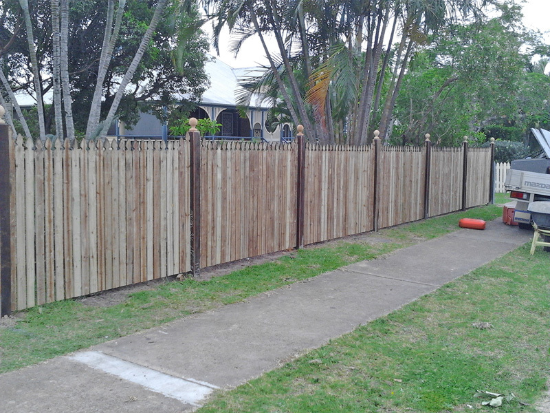 Superior Fencing & Landscaping | 34 Moreton St, Maryborough QLD 4650, Australia | Phone: 0421 985 665