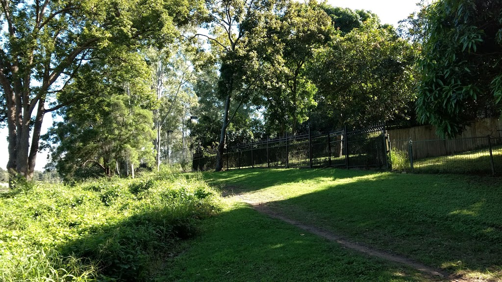 Botticelli Street Park | park | 861 Fig Tree Pocket Rd, Fig Tree Pocket QLD 4069, Australia | 0734038888 OR +61 7 3403 8888