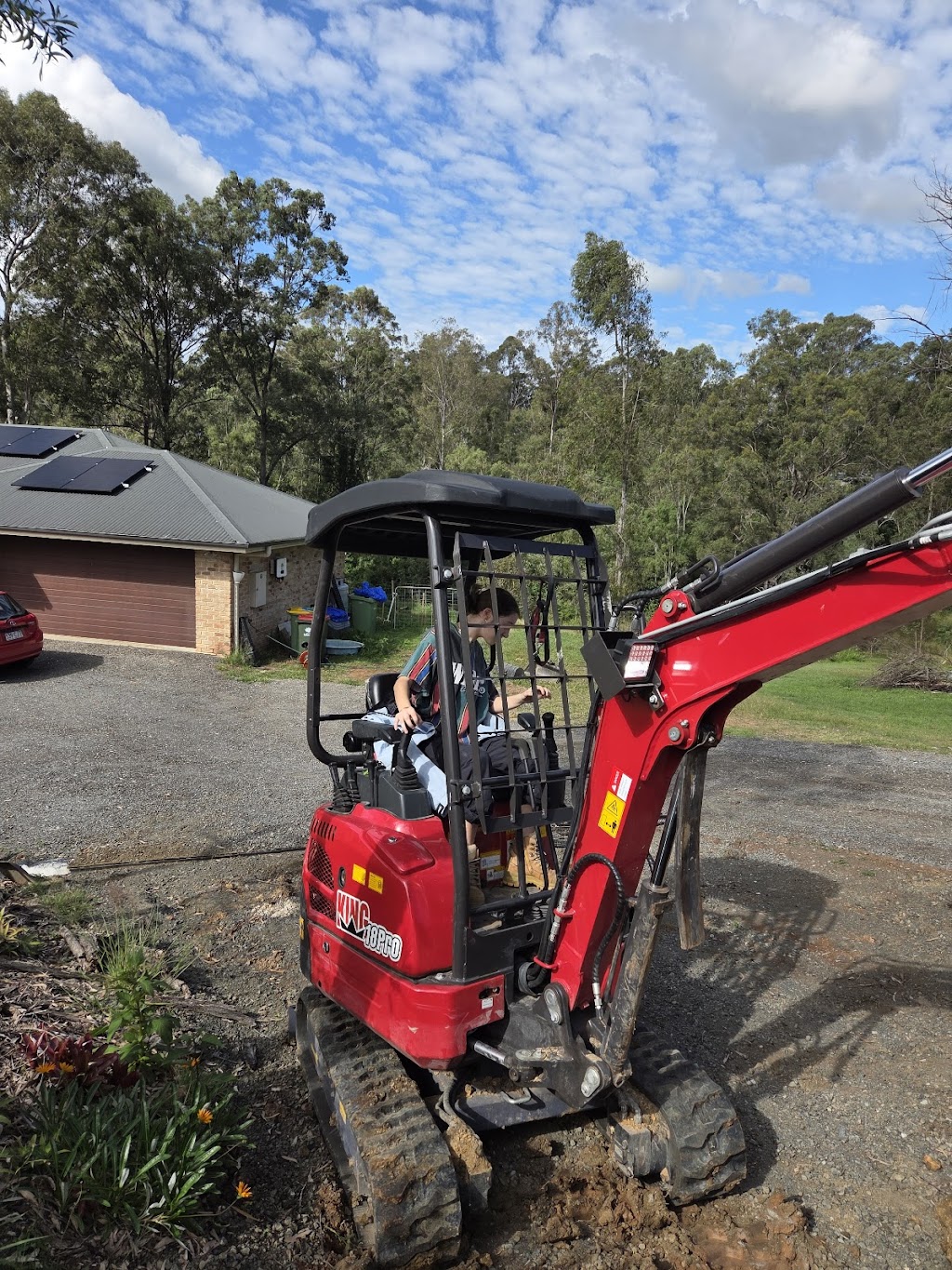 Clean Sweep Landscapes Pty ltd | 39 Cusack Ln, Riverbend QLD 4280, Australia | Phone: 0459 988 311