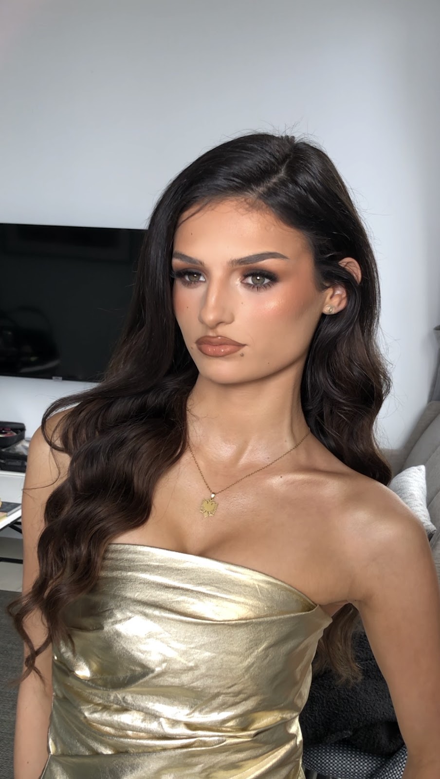 Glow By Aasmi Makeup Artist | 59 Minnesota Rd, Hamlyn Terrace NSW 2259, Australia | Phone: 0410 564 282