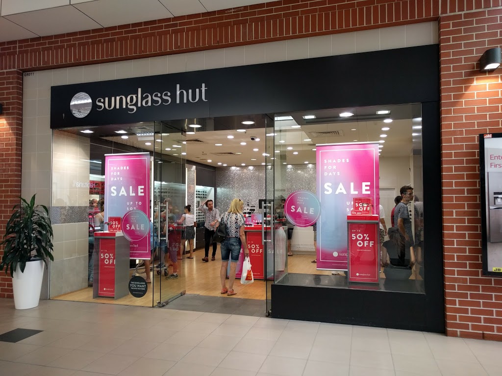 Sunglass Hut | store | 10-14 Market St Shop GR 011, Rouse Hill NSW 2155, Australia | 0296295173 OR +61 2 9629 5173