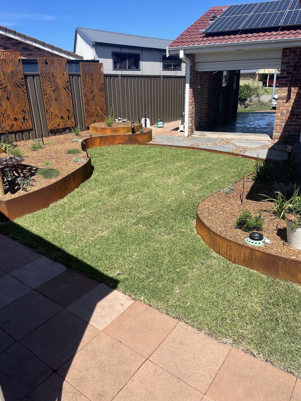 Four Point Landscaping & Construction | Crystal Cl, Fingal Bay NSW 2315, Australia | Phone: 0422 443 496