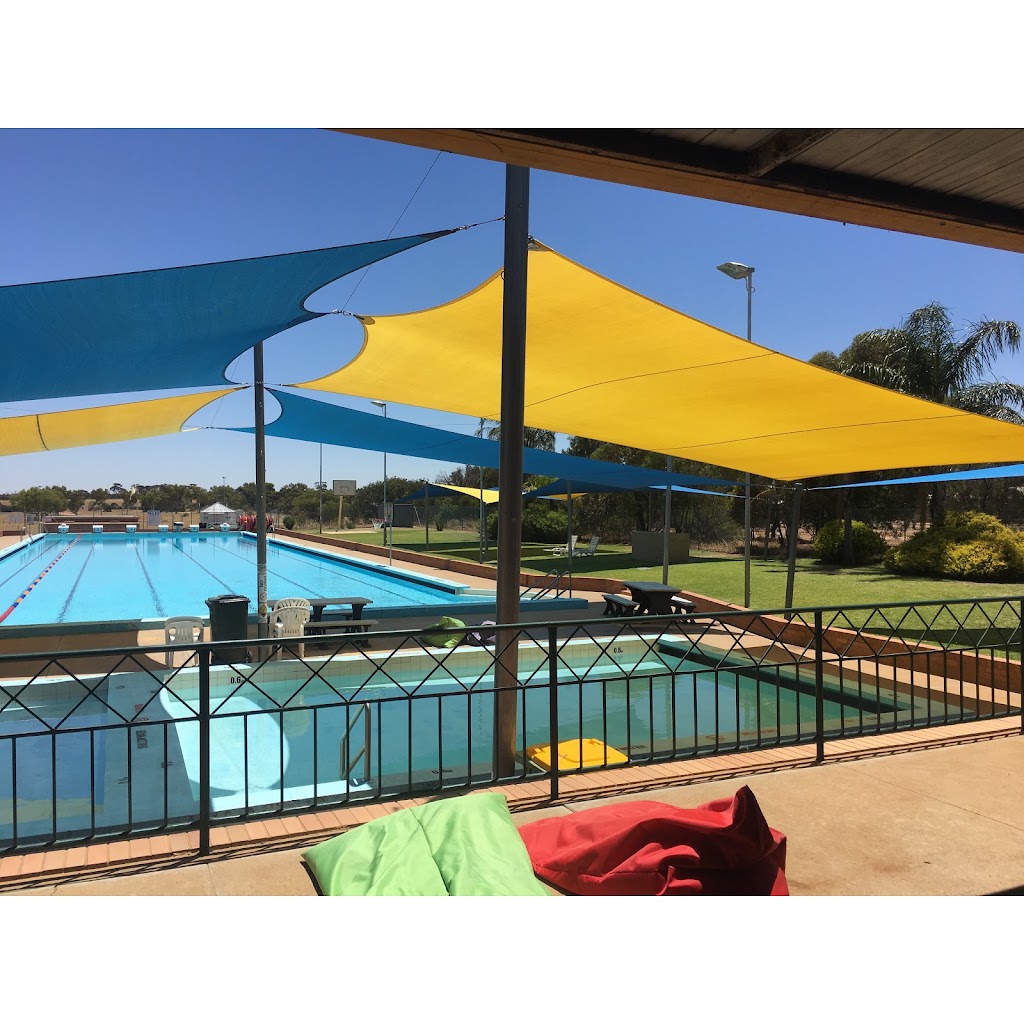 Dowerin Memorial Swimming Pool | 32/34 Memorial Ave, Dowerin WA 6461, Australia | Phone: (08) 9631 1202