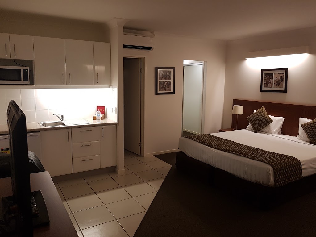 Chinchilla Downtown Motor Inn | 60 Heeney St, Chinchilla QLD 4413, Australia | Phone: (07) 4669 1080