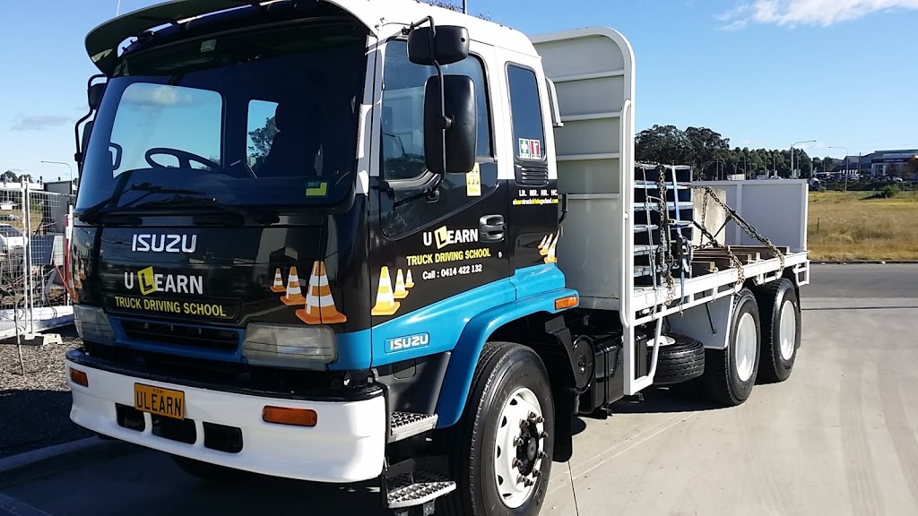 U Learn Truck Driving School -LR MR HR HC Truck Licence- | 23 Anzac Ave, Smeaton Grange NSW 2567, Australia | Phone: 0414 422 132