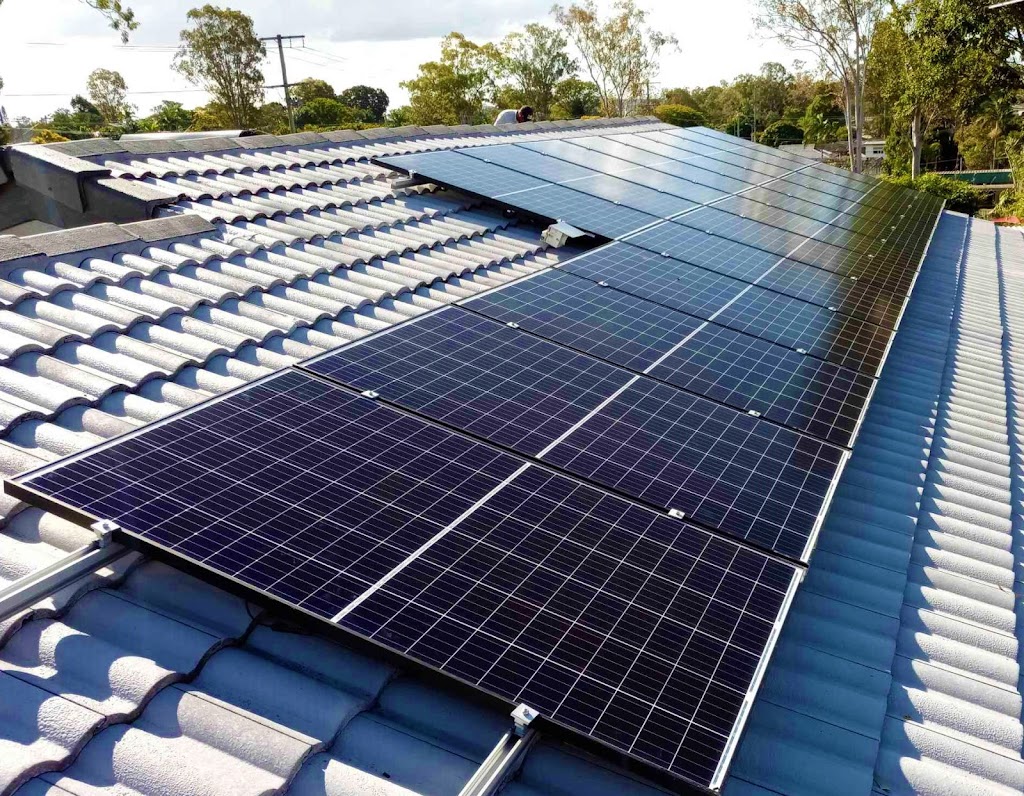 Crossover Solar Solutions | 8A/33-39 Shore St W, Cleveland QLD 4163, Australia | Phone: (07) 3067 3328