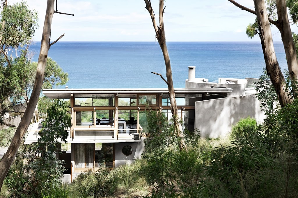 Ocean House Luxury Accommodation | lodging | 2A Trade Winds Ave, Lorne VIC 3232, Australia | 0395252406 OR +61 3 9525 2406