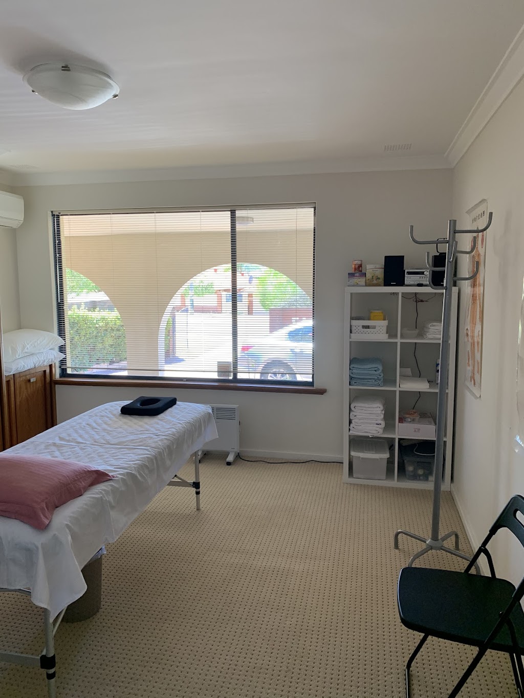 Georges Myotherapy | health | 17 Burroughs Rd, Karrinyup WA 6018, Australia | 0450312877 OR +61 450 312 877