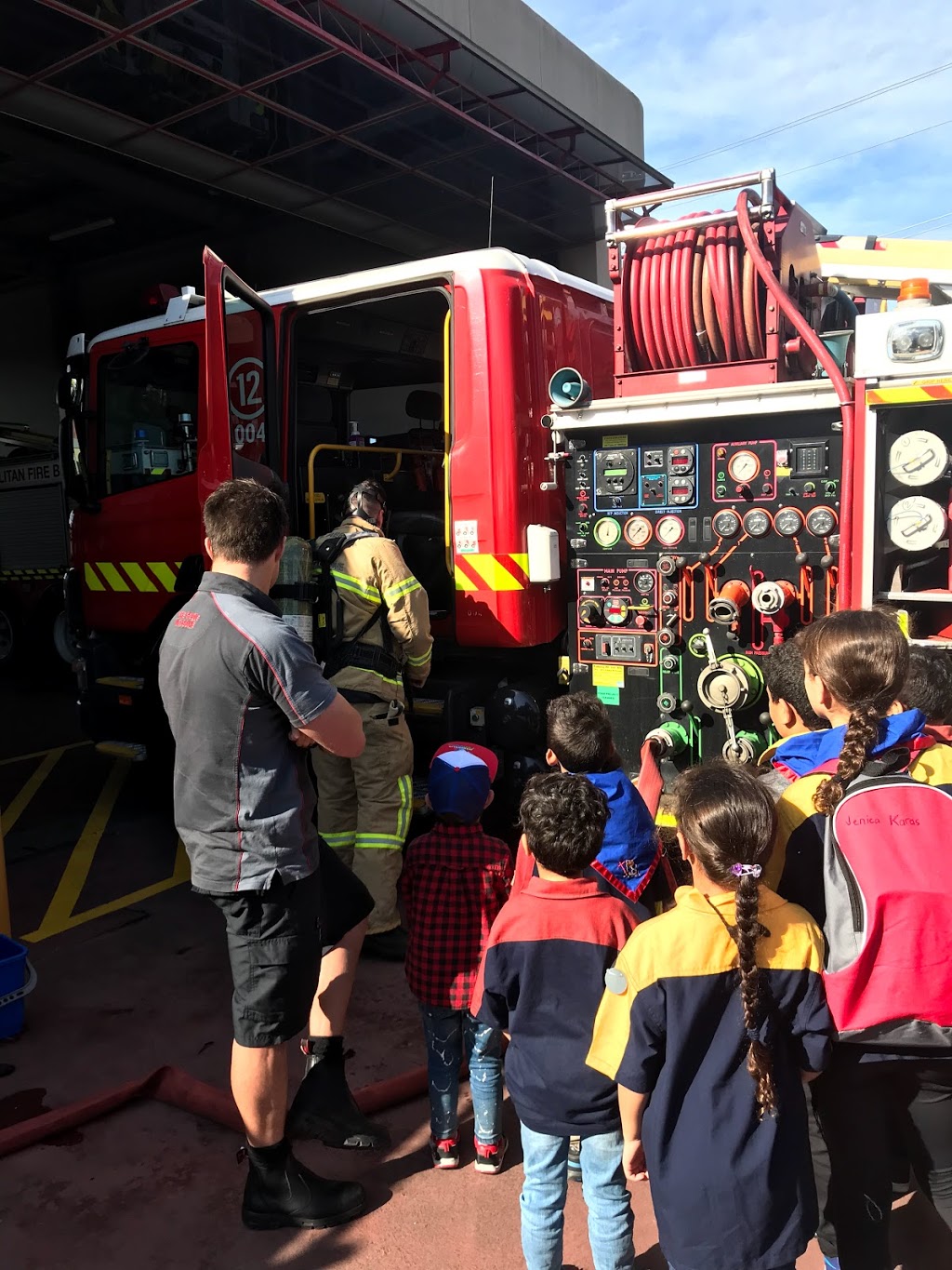 MFB Fire Station 12 | 471 Bell St, Preston VIC 3072, Australia | Phone: (03) 9662 2311