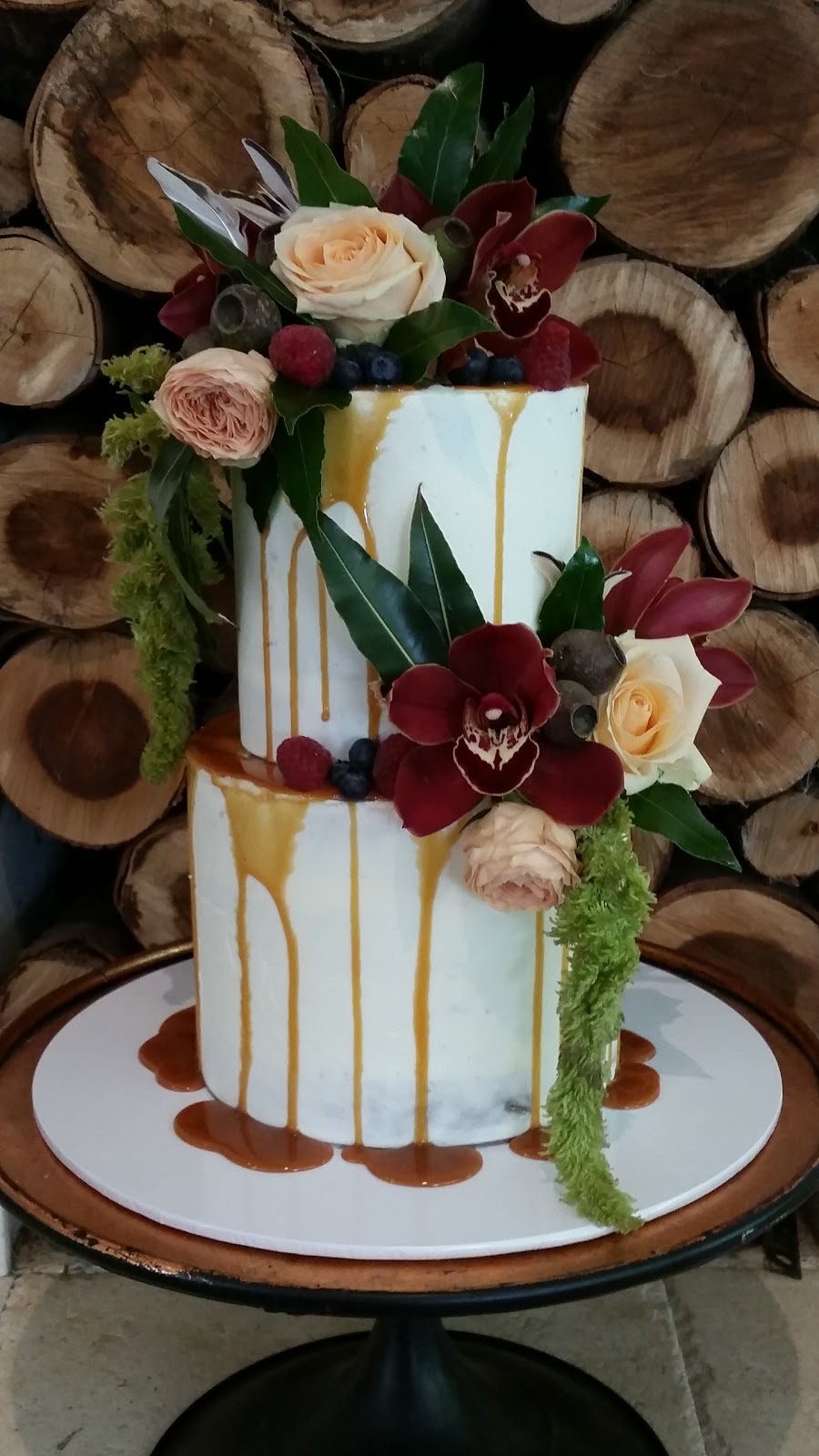 Creative Cakes by Lisa | bakery | 57 Forest Oak Dr, Upper Coomera QLD 4209, Australia | 0406180602 OR +61 406 180 602