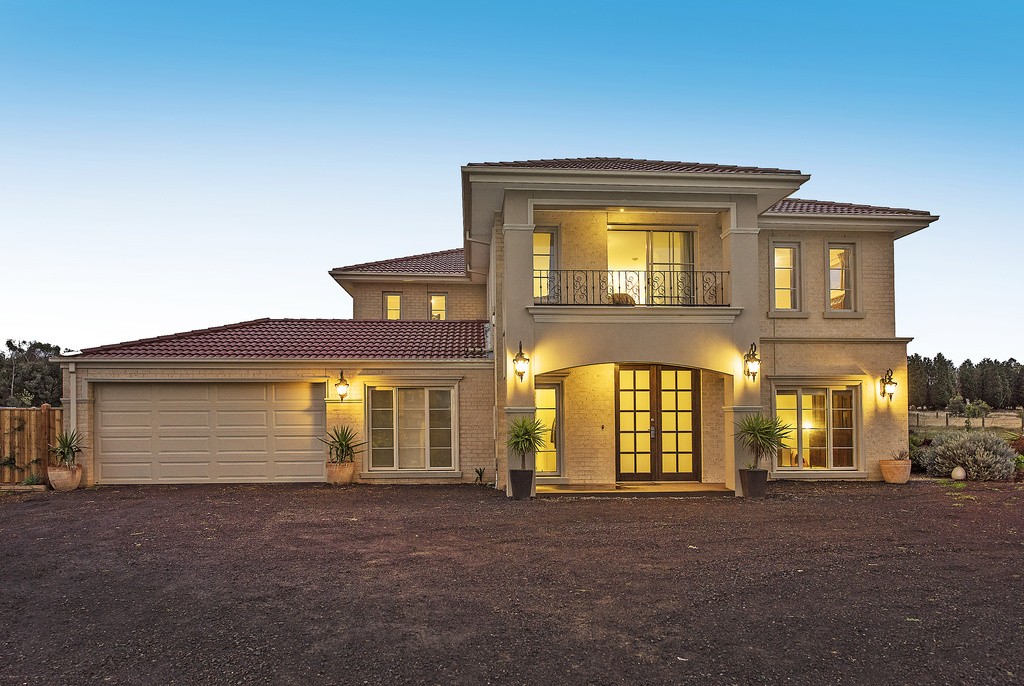 Tom Egan Real Estate | real estate agency | 68 Church St, Whittlesea VIC 3757, Australia | 0397161066 OR +61 3 9716 1066